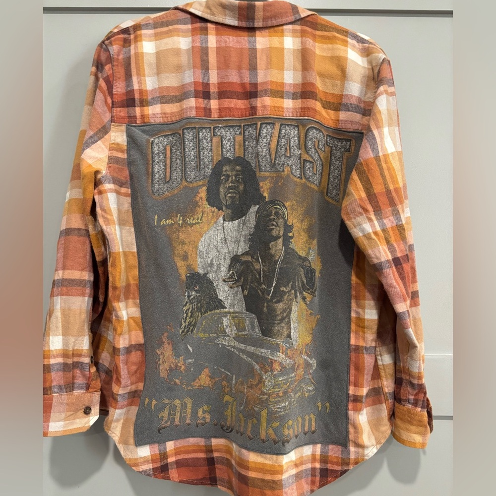 One of a kind, Vintage Outkast “I am 4 real” “Ms. Jackson” Flannel size large